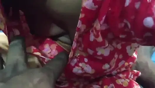Berhubungan seks dengan istri teman