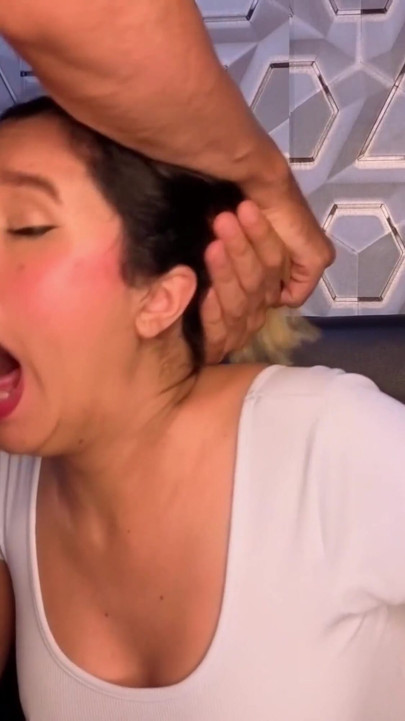 BIG COCK CUMS FOR THE SECOND TIME IN HER PREGNANT STEPSISTER'S MOUTH | Clip 1