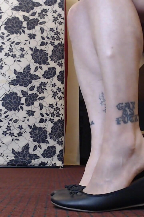 Black Bow To Rivet Ballet Flats