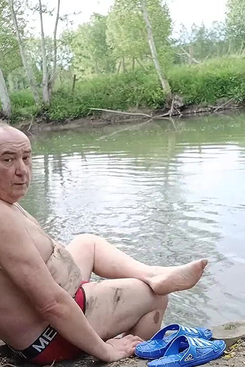 Chubby Master Pig Pascal Jerk off with Mud