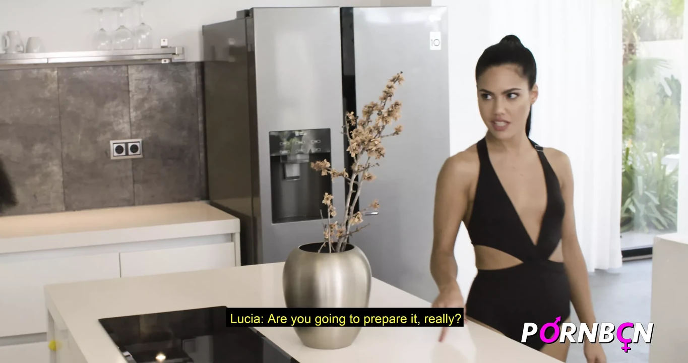 xNARCOSx Apolonia Lapiedra The daughter of narco subtitled