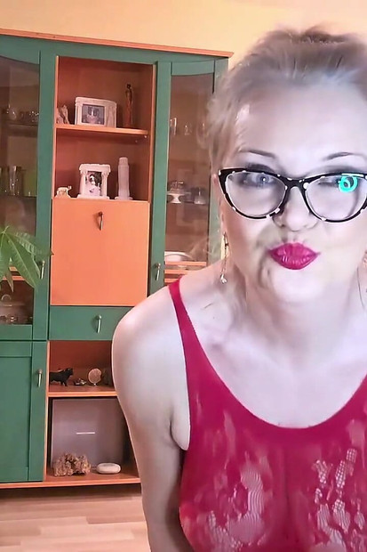 Passe o Dia dos Namorados comigo em meu apartamento aconchegante