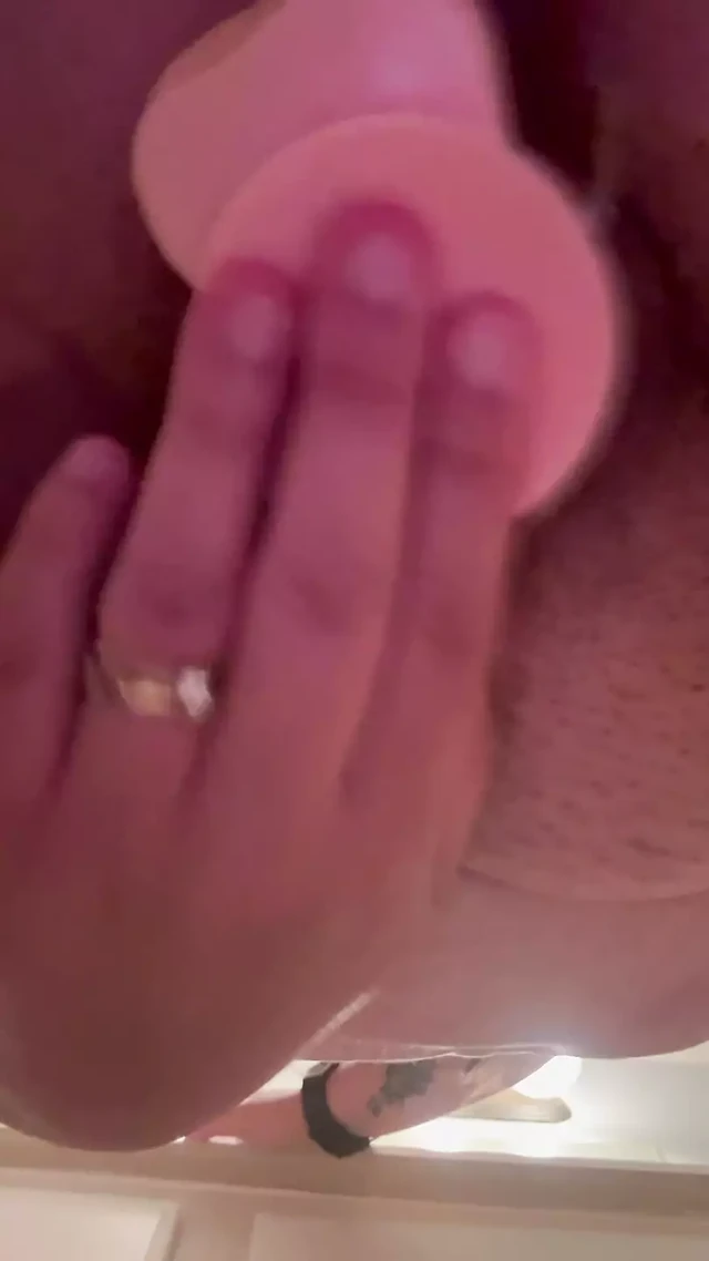 Pussy kisses