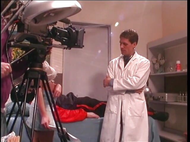 Detrás de escena de filmar con la enfermera cachonda y el médico desagradable