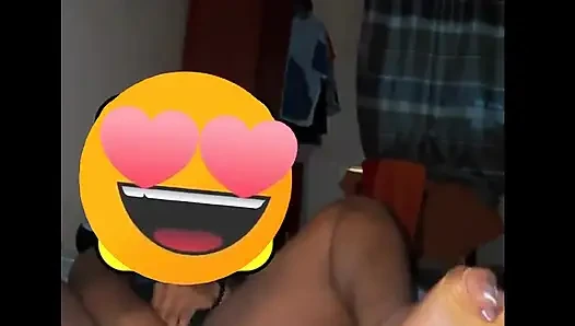Ich liebe diese nasse Muschi, die sie mit mir ficken will
