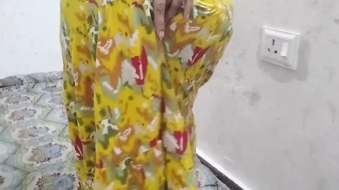 Sister in law ko ghumane ke bahane pel diya