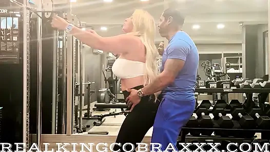 King cobras nach stunden BBC-training 1: preston lee will eine spezielle session