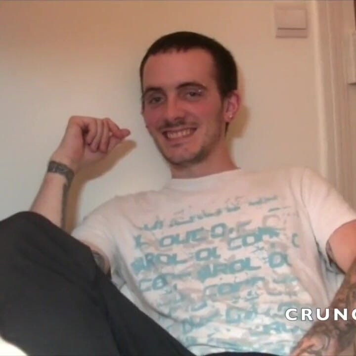 Jess 被 tiago 中出, 一个顶级 twink