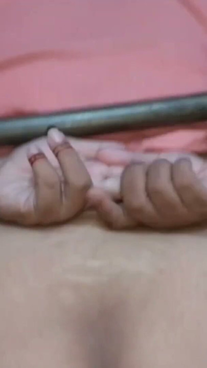 Husband na apni wife ko hath band kar choda. | Clip 1