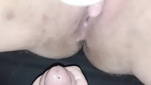 I don't want to stop cumming! FtM Magic Wand