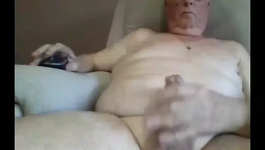 Dede kameraya boşalıyor
