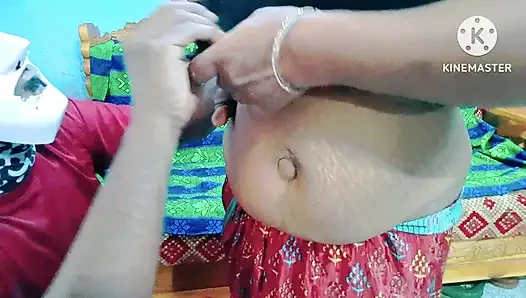 Neighbour Aunty's hot navel suck with honey by desi boy - tamil dirty talk with loud moaning