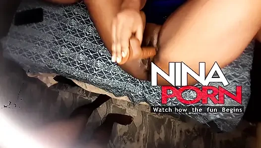 Neigbhour'um tarafından didiomla oynarken yakalandım ve beni sert sikti