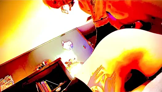 Istri nakal pengen dientot sama kontol besar