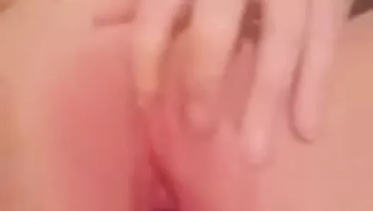 Kinky slut Cheryl plays with her pussy part 2