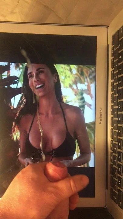 Danish Singer Medina cumtribute