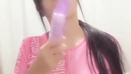 Meine stiefmutter brachte mich dazu, ihren arsch zu essen