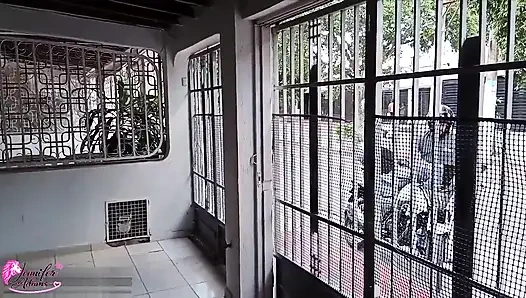 I'm very horny so I take advantage of the domiciliary and tell him that I will pay him for his services with sex and he ends up in Creampie - Porn in English