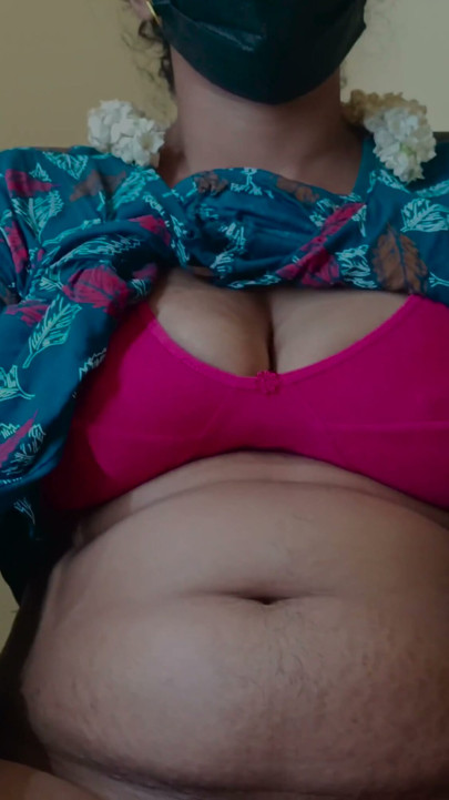Step sisters threesome romance | Clip 1