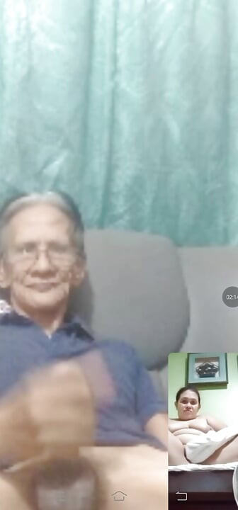 Karım assy'nin banyo sonrası karşılıklı video call seks
