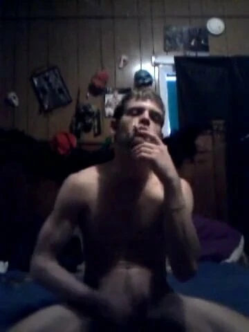 Big dick guy jerk off and smoke (muj s olqm hui masturbira )