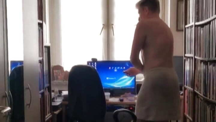 he lost his towel