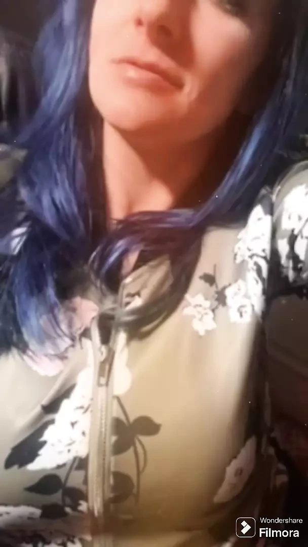 Goldeybox video