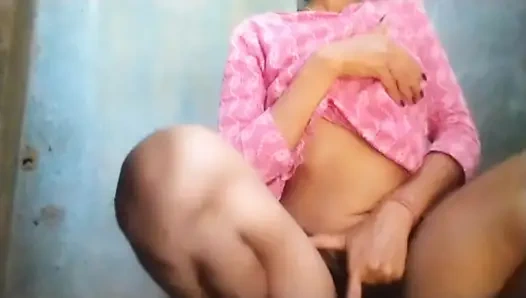 Indian village girl viral mms  in bathroom