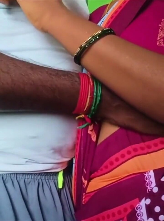Ammu Remove Saree Romance with Boy Friend