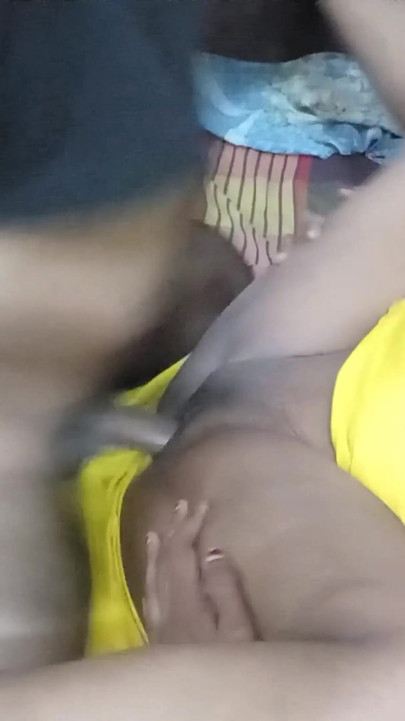NEWLY MARRIED DESI COUPLE FIRST NIGHT SEX BENGALI BAD VOICE ENJOYING MY SEXUAL VIDEO | Clip 1