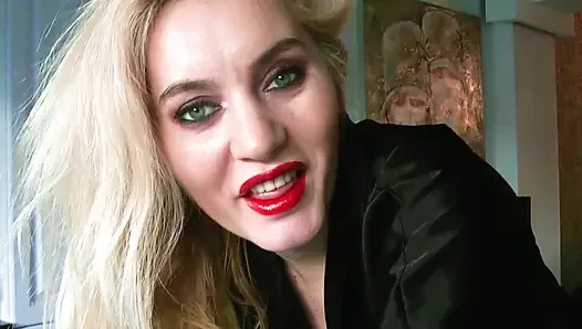 Gold digger stepmom loser