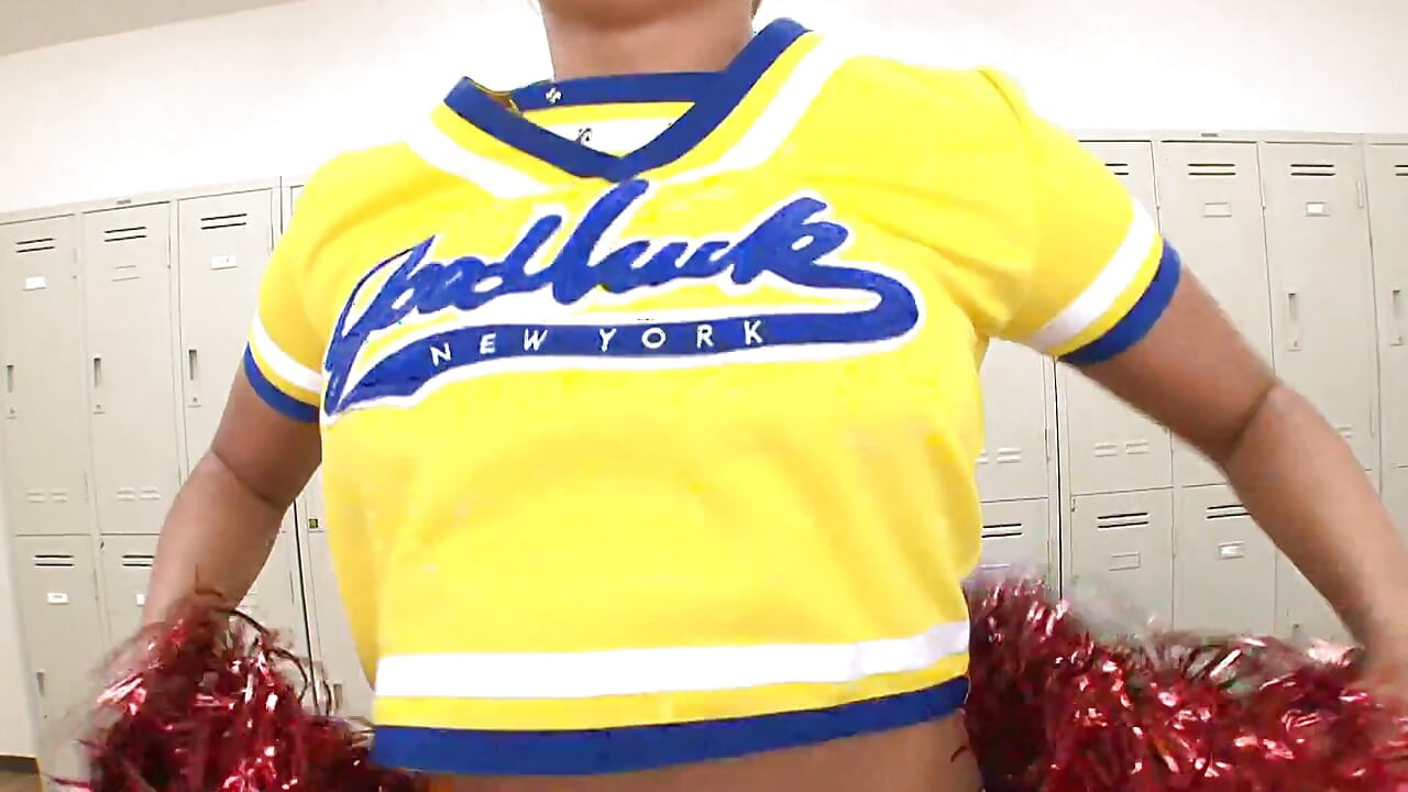 Asian cheerleader wants some nasty group fun with her boys