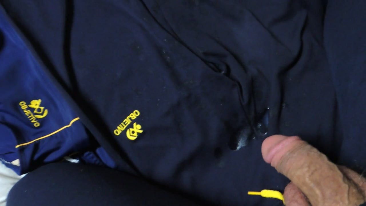 Cum on pants objetivo school