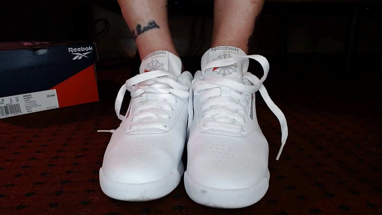 Toe Wiggling Reebok Princess Sneakers