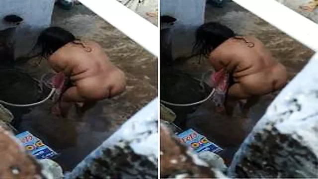 Today Exclusive- Desi Bhabhi After Bath Part ...