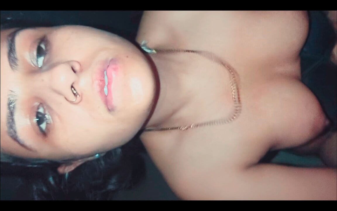 대물 자지 하드 코어에 뛰어오르는 발정난 단계 Sis