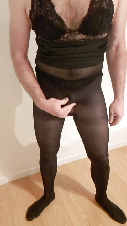 Crossdresser in pantyhose and lingerie wanks