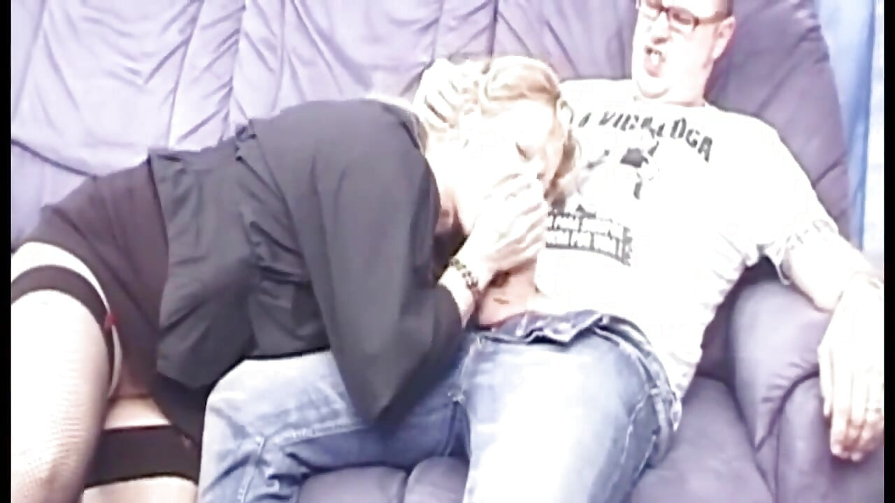 Addicted - पूर्ण जर्मन पोर्न फिल्म