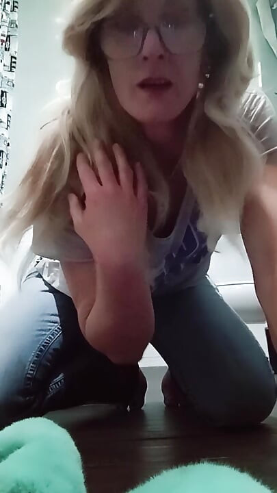 Vendendo ao vizinho meus chinelos