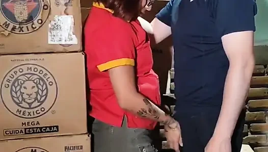 Босс изменяет своей жене со своим сотрудником