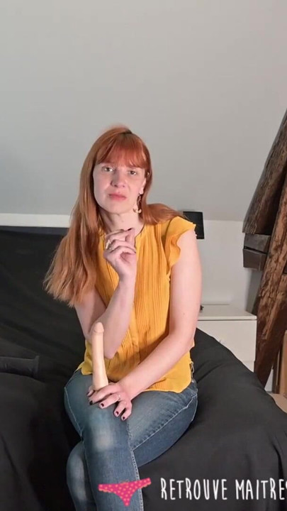 Vends-ta-culotte - Humiliating jerk off instructions by a beautiful French dominatrix | Clip 2