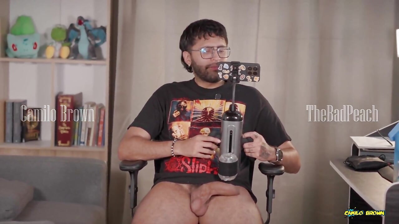 Pregled seks igračke od strane loše breskva