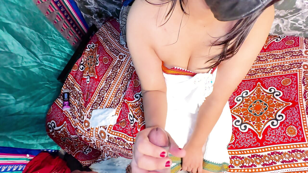 Istri India seksi disetubuhi oleh suami dalam ngomong jorok hindi