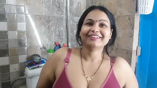 Om tiri ngasih kejutan sama keponakan tirinya di kamar mandi - sepong kontol beruap & ngentot habis-habisan