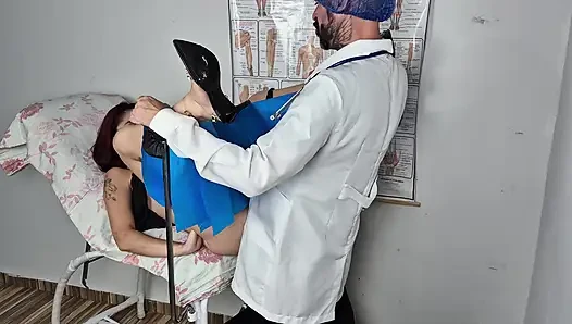 Fucked by an Intern at the Gynecologist!