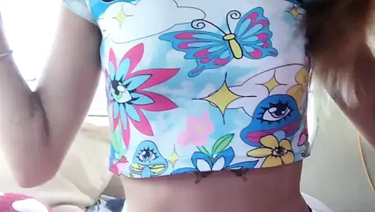 Kendimi yalnız hissediyorum, benimle oynamak ister misin?