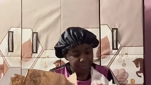 Yemek fetişi (wendy's mukbang) (yeme)