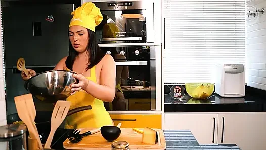 Heiße lesbische latinas kochen - teil 3 - SFw