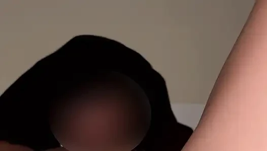 Pelacur masturbasi memek basah basah