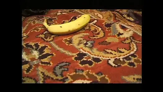 Amateur Lesbian Couples Lick and Masturbate Their Pussy with Two Bananas